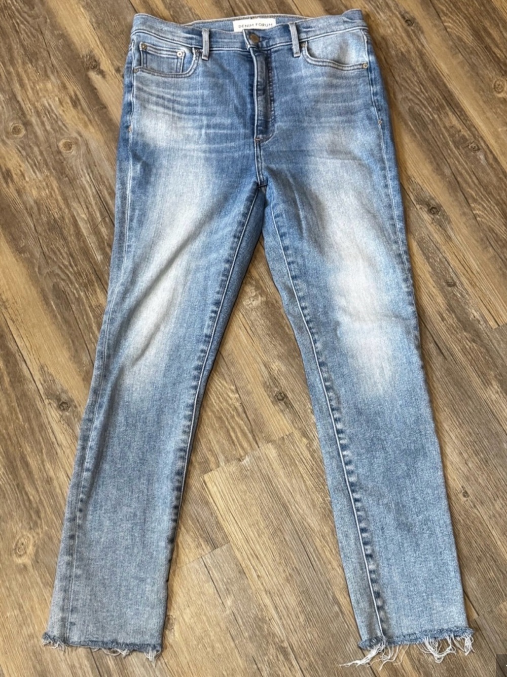 Denim Forum The Lola High Rise Skinny Crop Size 29